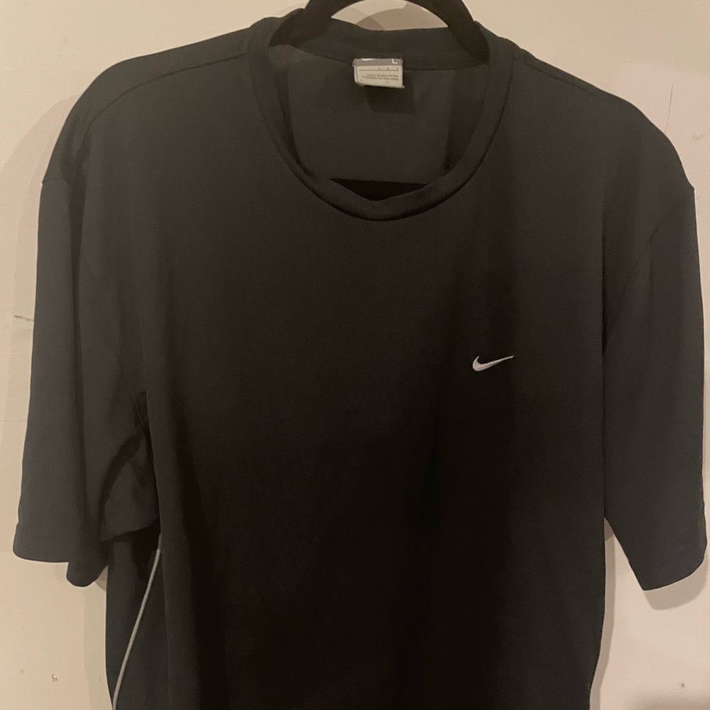 Nike Drifit t shirt Large